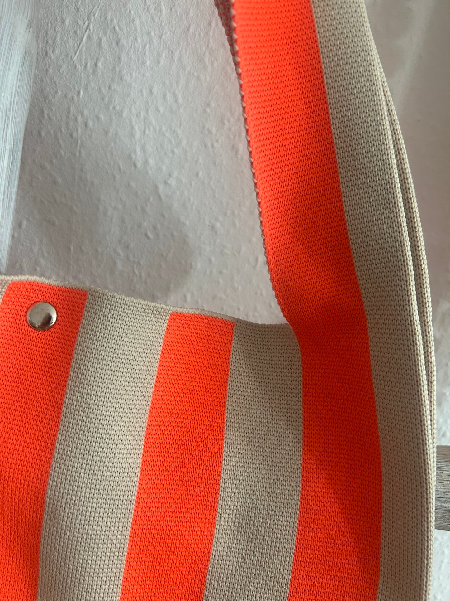 Schultershopper "STRIPES" in beige-orange