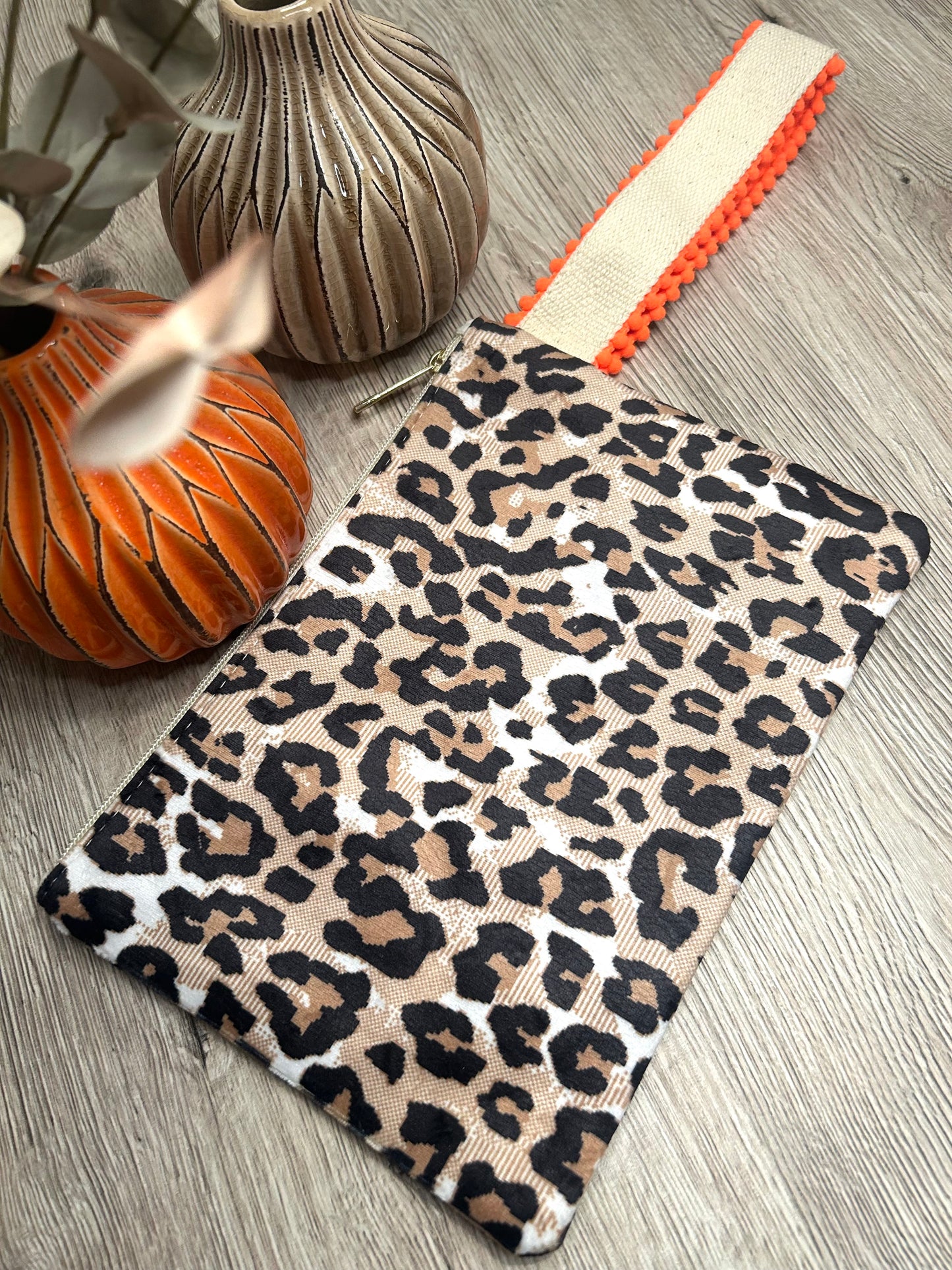 Kosmetikbag "NEON LEO" mit Schlaufe