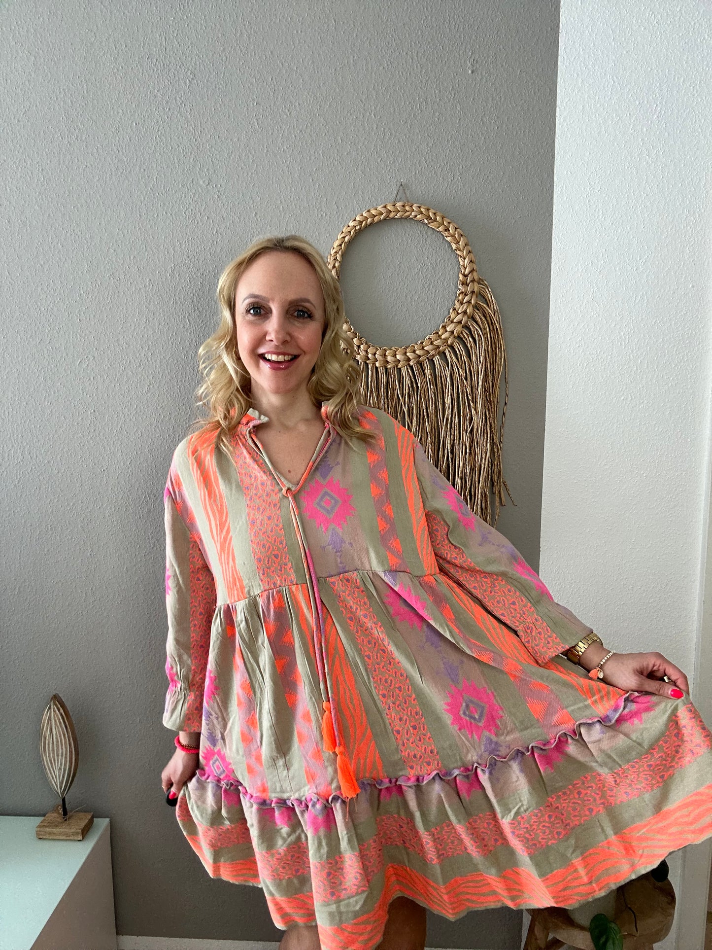 Tunikakleid "BOHEMIAN LOVE" in light kaki mit Neonfarben